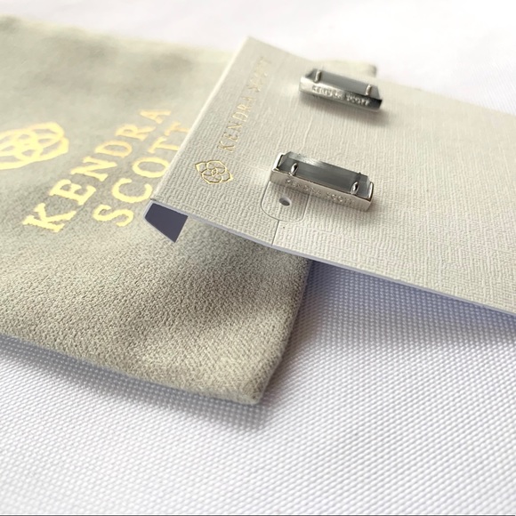 NWT Kendra Scott rhodium mother of pearl earrings - Picture 2 of 7